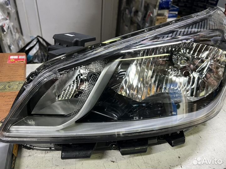 Фара 92101-H0000