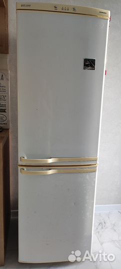 Холодильник бу Samsung