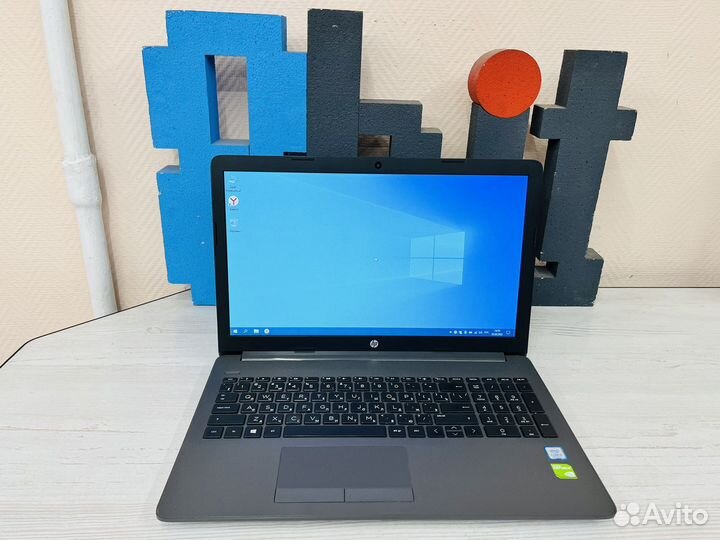 Игровой ноутбук HP i5-8250 8gb mx110 2gb