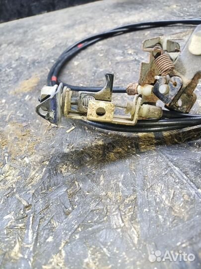 Рычаг открывания бензобака Kia sephia 1 fa