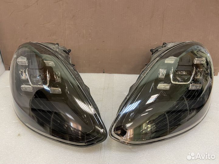 Фары на Porsche Panamera 971 LED black б/у