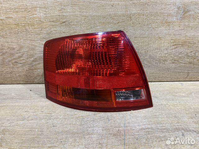 Фонарь левый Audi A4 B7 универсал Арт. 110469