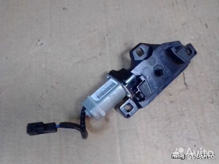 Фиксатор замка багажника BMW X6 E71