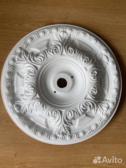 Розетка потолочная