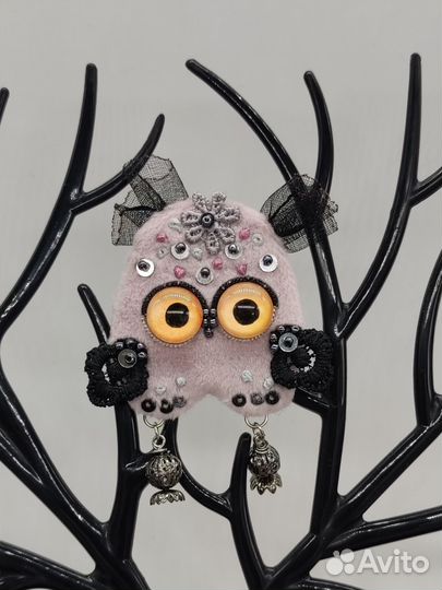Брошь ручной работы сова