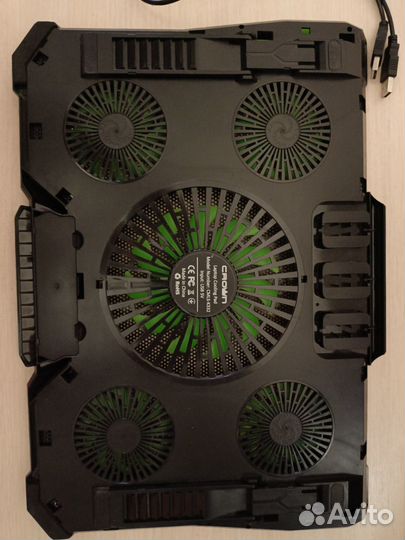 Охлаждающая подставка для ноутбука Crown cmls-K332