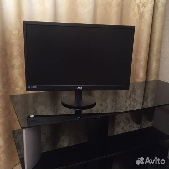 Стеклянная тумба