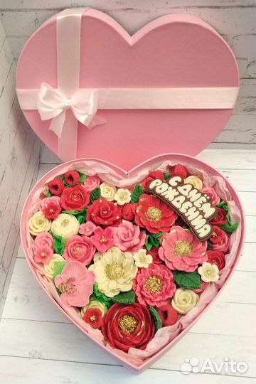 Подарочные шоколадные наборы и букеты