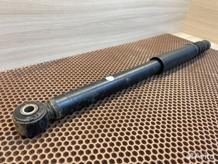 Амортизатор задний LADA X-Ray