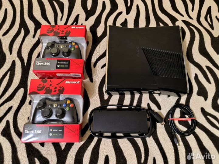Xbox 360 Slim 250Gb Прошитая