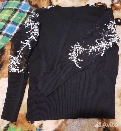 Кофточка женская нарядная 46-48