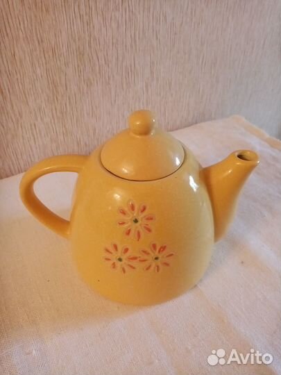 Керамический чайник новый 0.75 лит