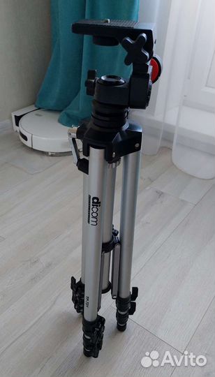 Штатив для фото и видео Dicom TP-721