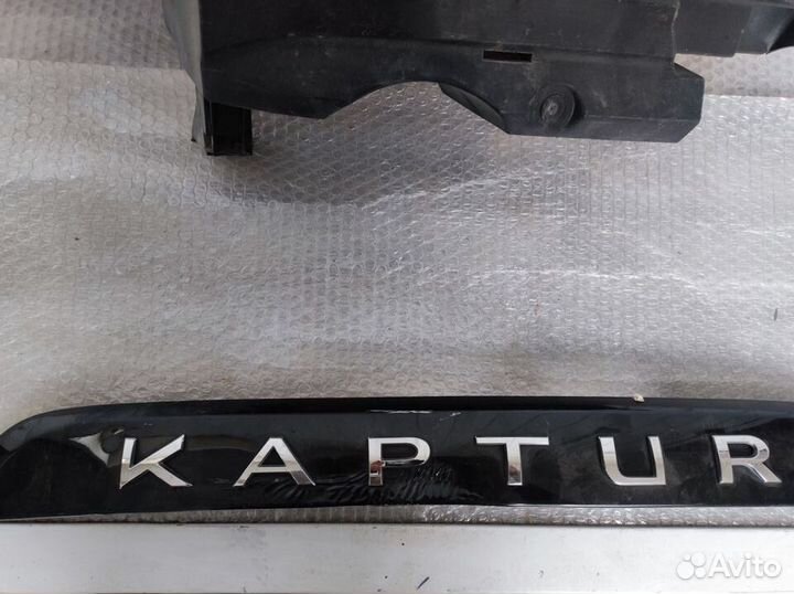 Накладка хром крышки багажника Renault Kaptur