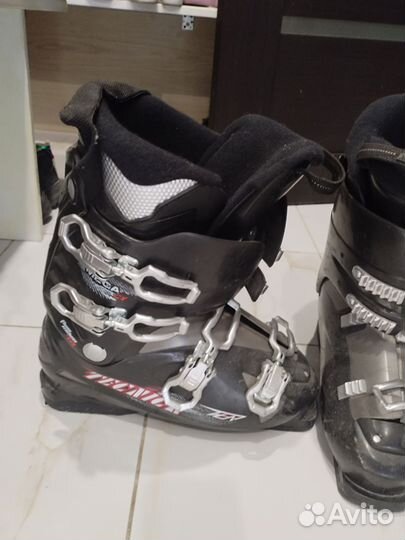Горнолыжные ботинки