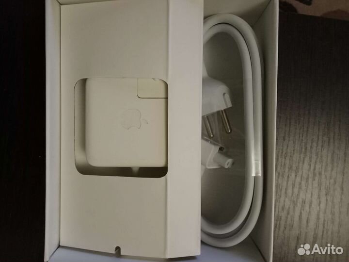 Зарядное устройство для macbook pro