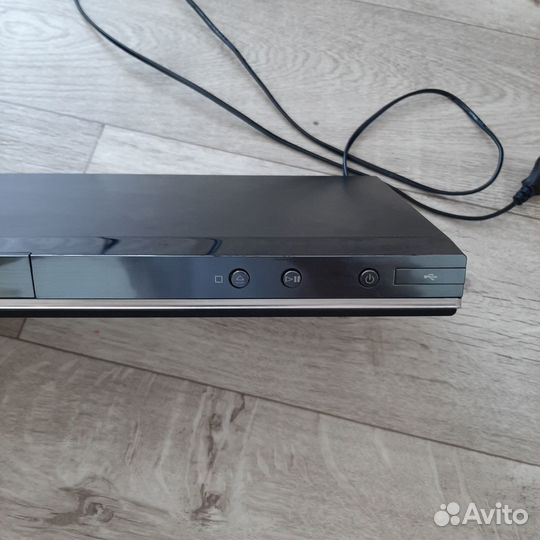 UBS / DVD плеер samsung DVD-D530