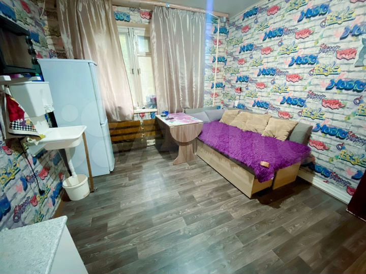 Комната 27,6 м² в 2-к., 1/9 эт.