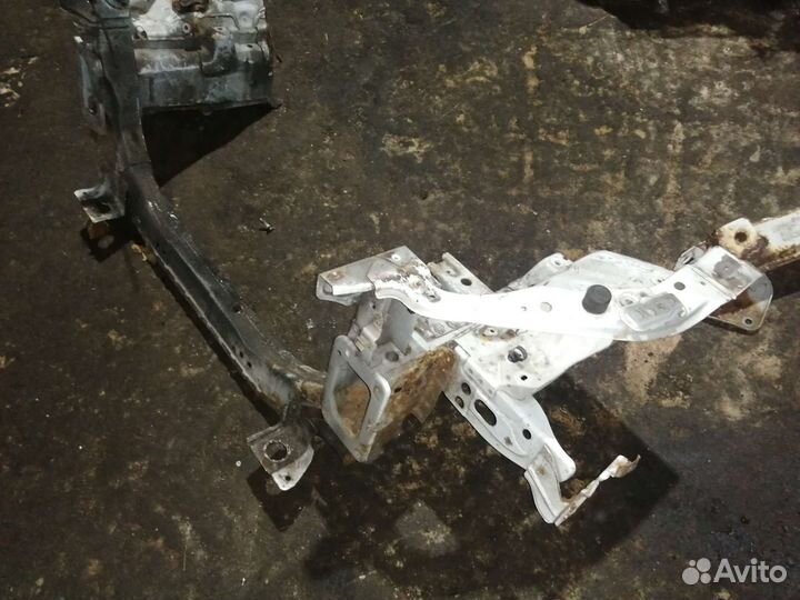 Передняя панель Mitsubishi lancer 10