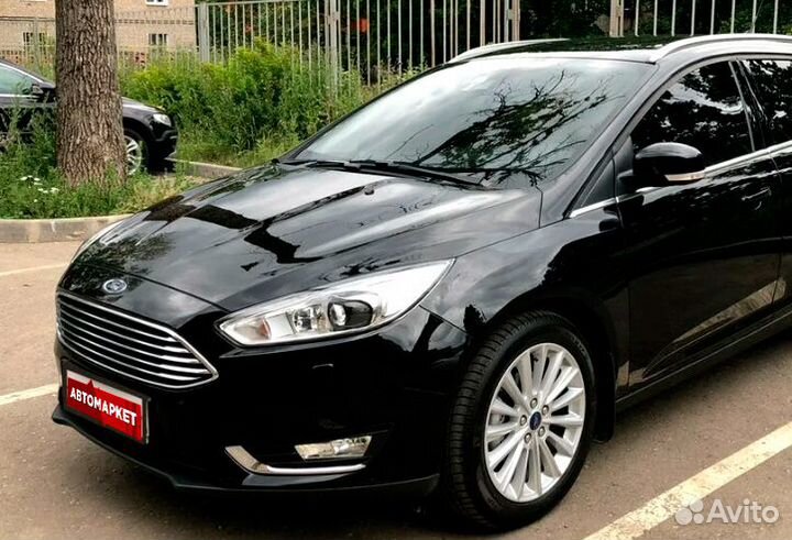 Радиатор охлаждения двигателя Ford Focus 3