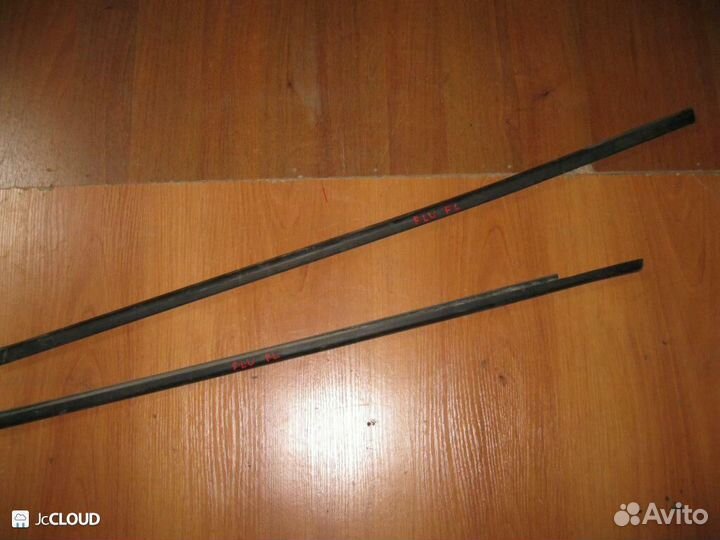 Молдинг стекла на renault fluence L30R, L30T K4M