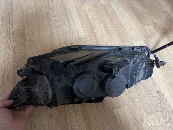 Фара правая passat cc