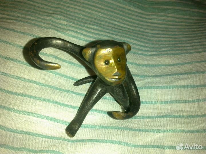 Солянка перецница обезьянка бронза