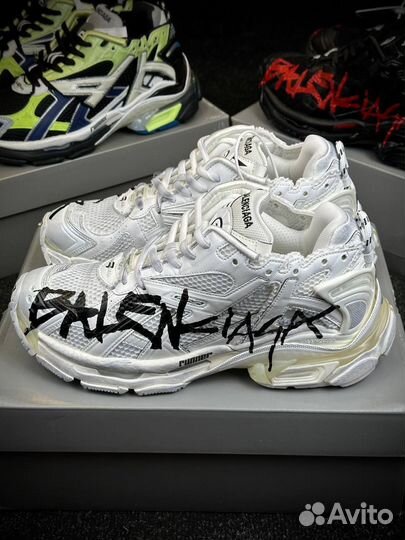 Balenciaga runner