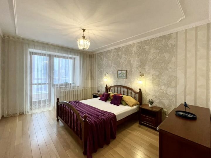 2-к. квартира, 90 м², 4/9 эт.