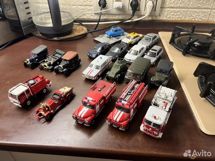 Коллекция машинок 1:43 1/43