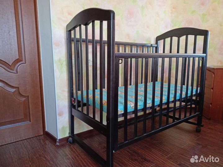 Кровать детская с кокосовым матрасом