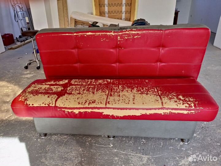 Перетяжка мягкой мебели