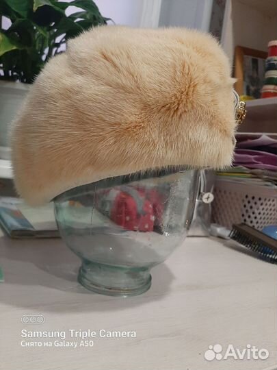 Берет женский норковый