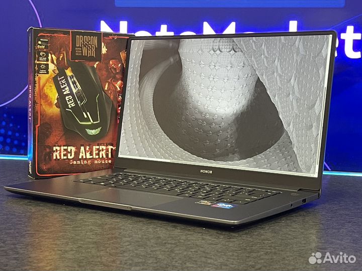 Ноутбук Honor Ryzen 5 5500 16GB 512 SSD 15,6 IPS