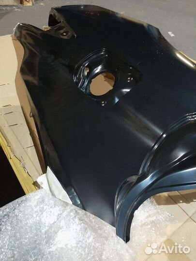 Крыло заднее левое Toyota Camry V70