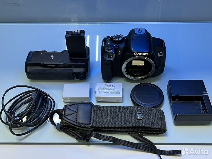 Зеркальный фотоаппарат Canon EOS 650D body