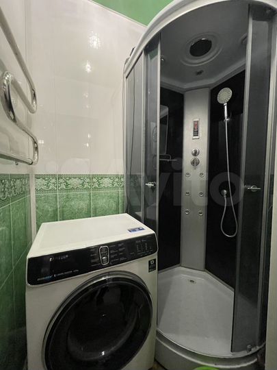 2-к. квартира, 50 м², 3/9 эт.