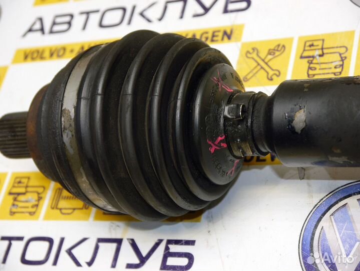 Приводной вал передний правый дефект пыльников Ауд