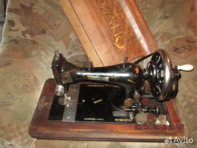 Машинка швейная