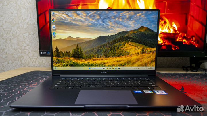 Мощный Huawei Matebook D15 Core i5-11/SSD