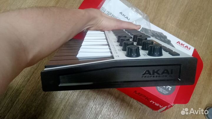 Midi клавиатура akai MPK mini MK3 black
