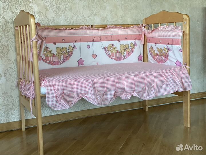 Детская кроватка