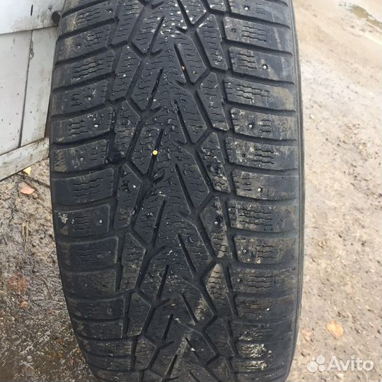 Nokian Tyres Hakkapeliitta 7 235/55 R17