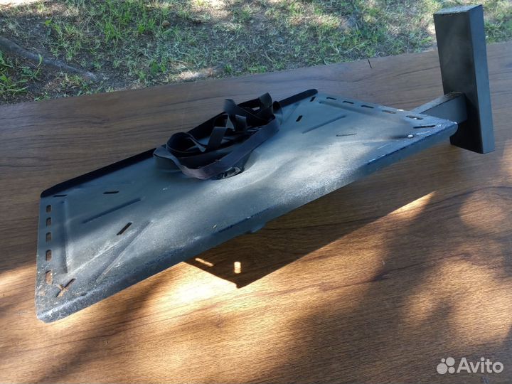 Подставка для телевизора настенная