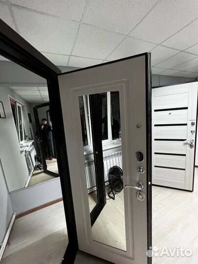 Металлическая входная дверь с бесплатной установко