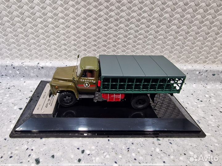 Модель грузовика DIP 105243