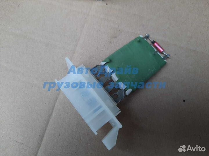 Резистор отопителя Ивеко Еврокарго 2001-2007 г.в