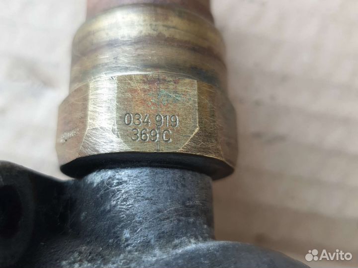 Флянец с датчиком 034121133c audi