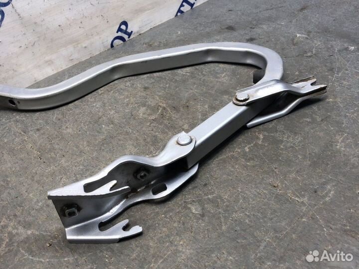 Петля багажника правая Hyundai Accent 1999-2012