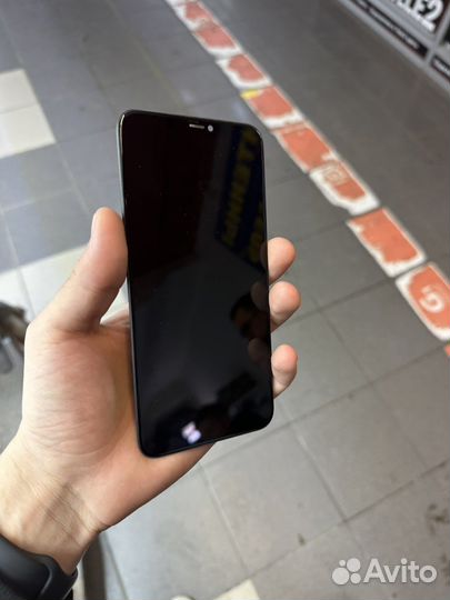 iPhone 11 Pro Max дисплей